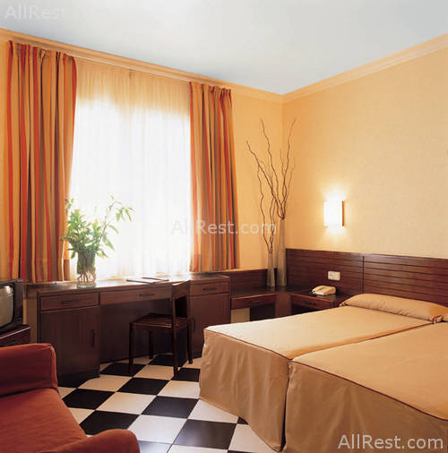 Astoria Hotel 14